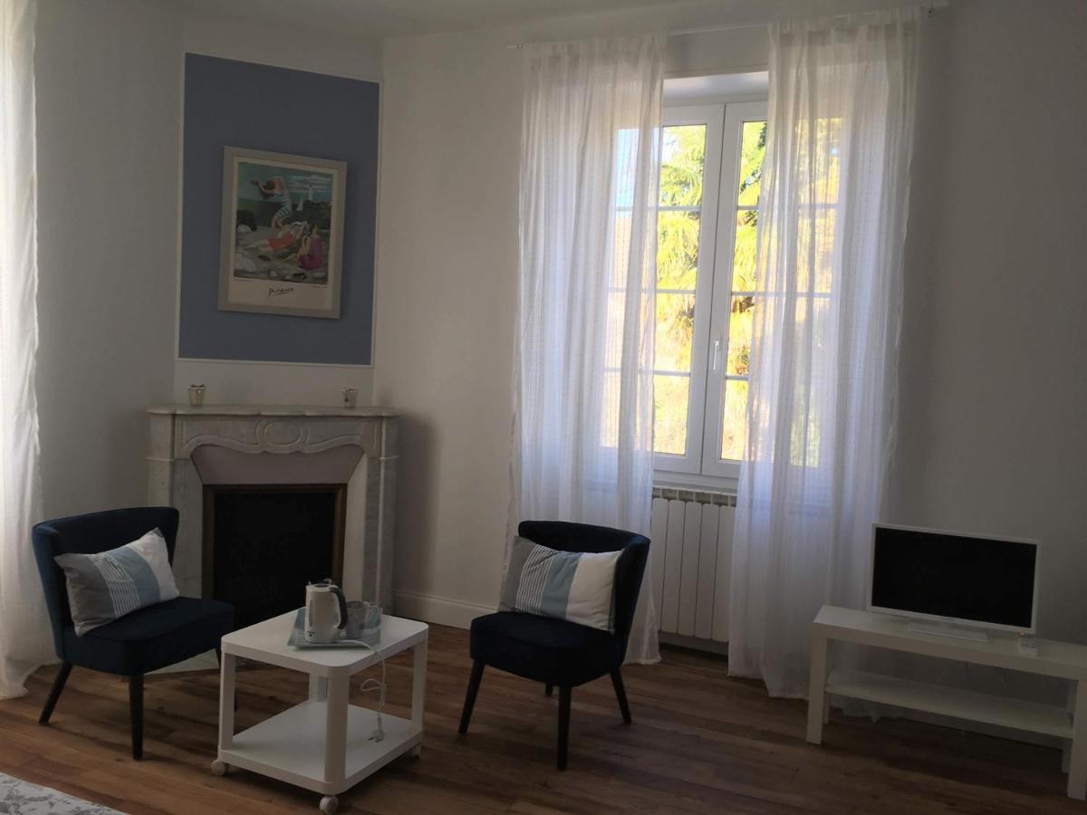 Chalbonia Bed and Breakfast Louhossoa Buitenkant foto