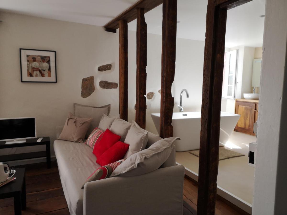 Chalbonia Bed and Breakfast Louhossoa Buitenkant foto