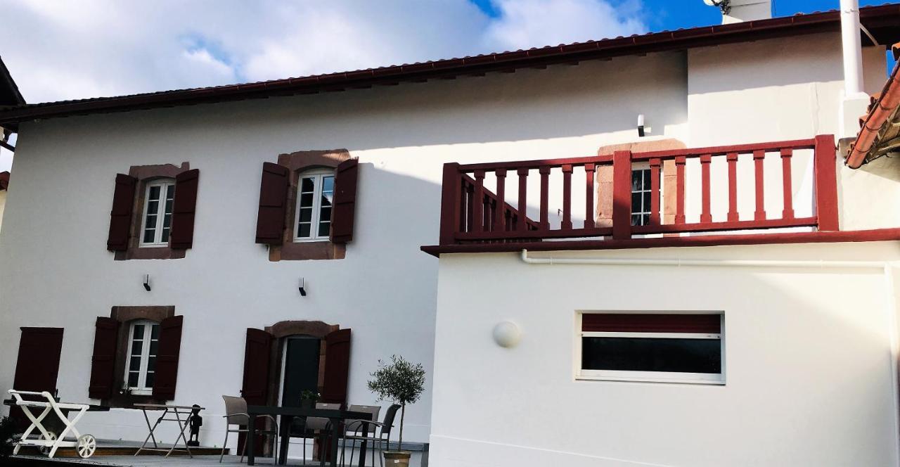 Chalbonia Bed and Breakfast Louhossoa Buitenkant foto